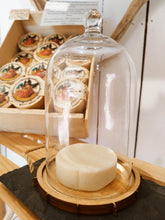 Charger l'image dans la galerie, savon-bio-rasage-mousse-bergamote-citron