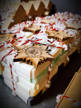 Charger l&#39;image dans la galerie, Coffret découverte – 5 savons artisanaux de 50 grammes (Offre ne Noël)