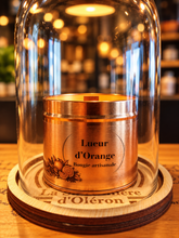 Charger l'image dans la galerie, Bougie Parfumée Orange &amp; Épices – Lueur d'Orange | Lumière d'Oléron – 100 gr ou 195 gr