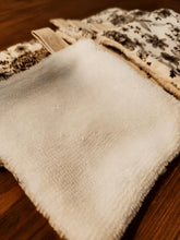 Charger l'image dans la galerie, lingette doudou démaquillante zero dechet lavable coton