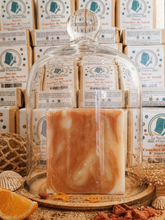 Charger l'image dans la galerie, Ingrédients naturels du savon à l’orange douce et argile rouge avec huiles végétales bio