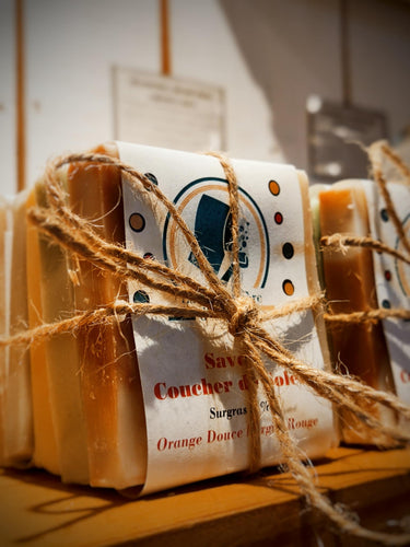 Coffret de 5 savons artisanaux naturels aux ingrédients végétaux et huiles essentielles